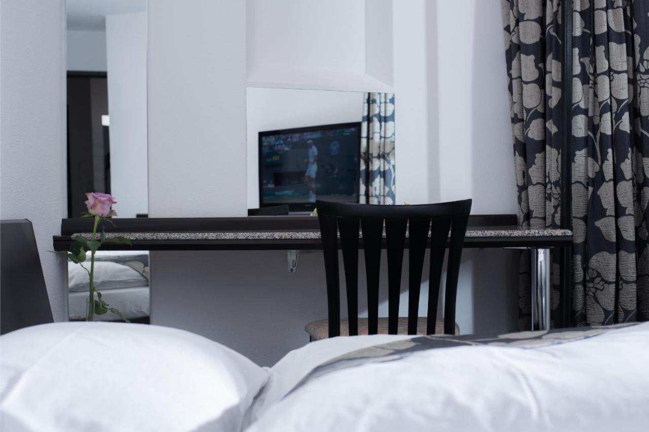 לה שו דה פו Grand Hotel Les Endroits מראה חיצוני תמונה