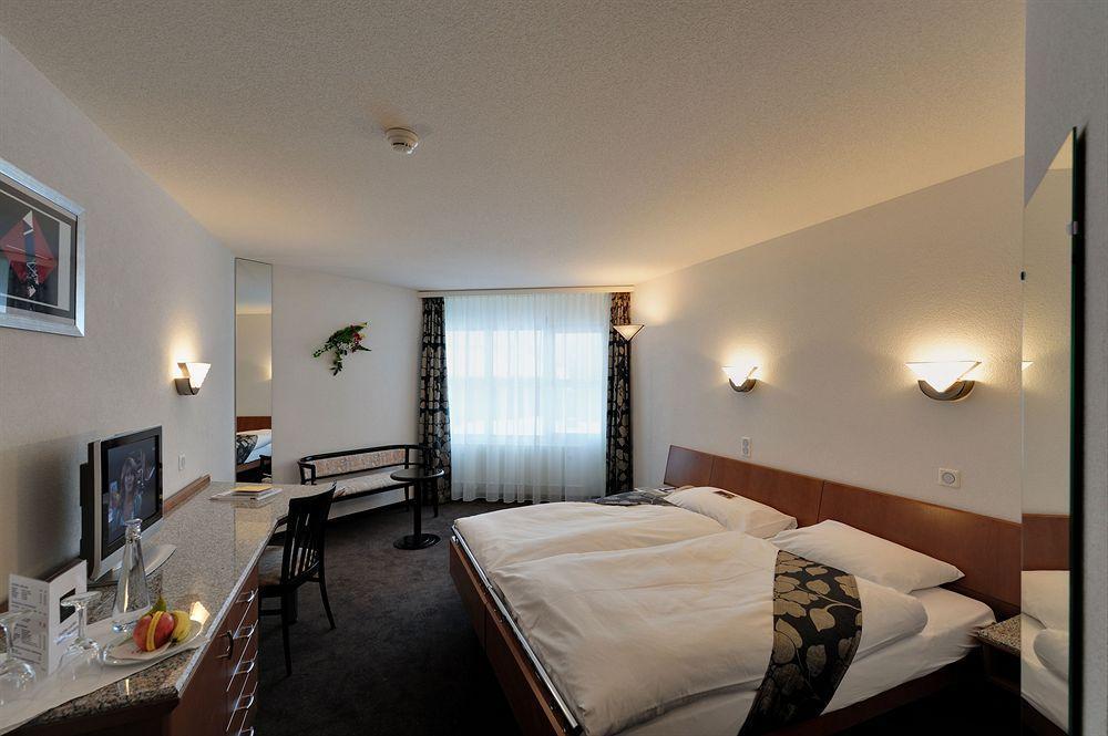 לה שו דה פו Grand Hotel Les Endroits מראה חיצוני תמונה