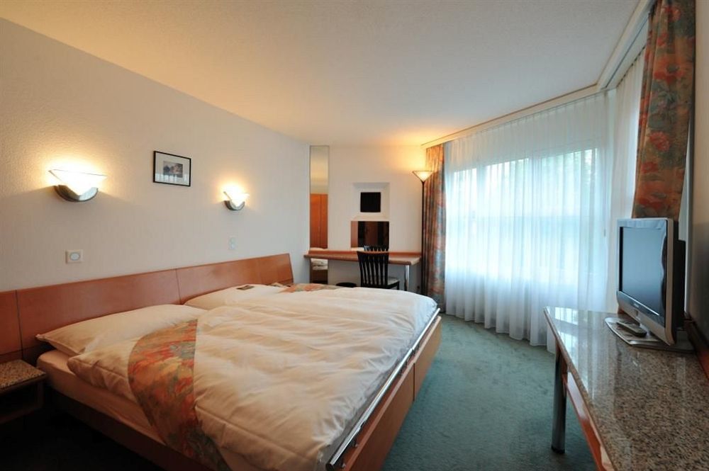 לה שו דה פו Grand Hotel Les Endroits מראה חיצוני תמונה